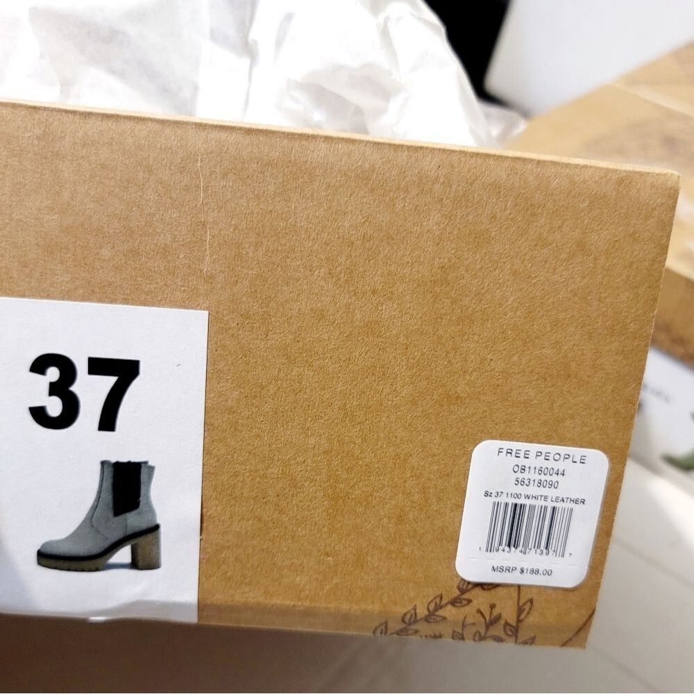 Free People James Chelsea Leather Zip Ankle Boots White Made in Spain, Size 37 - Picture 16 of 16